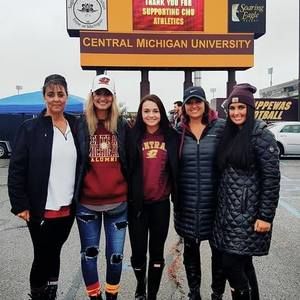 Meet your Posher, Karrie